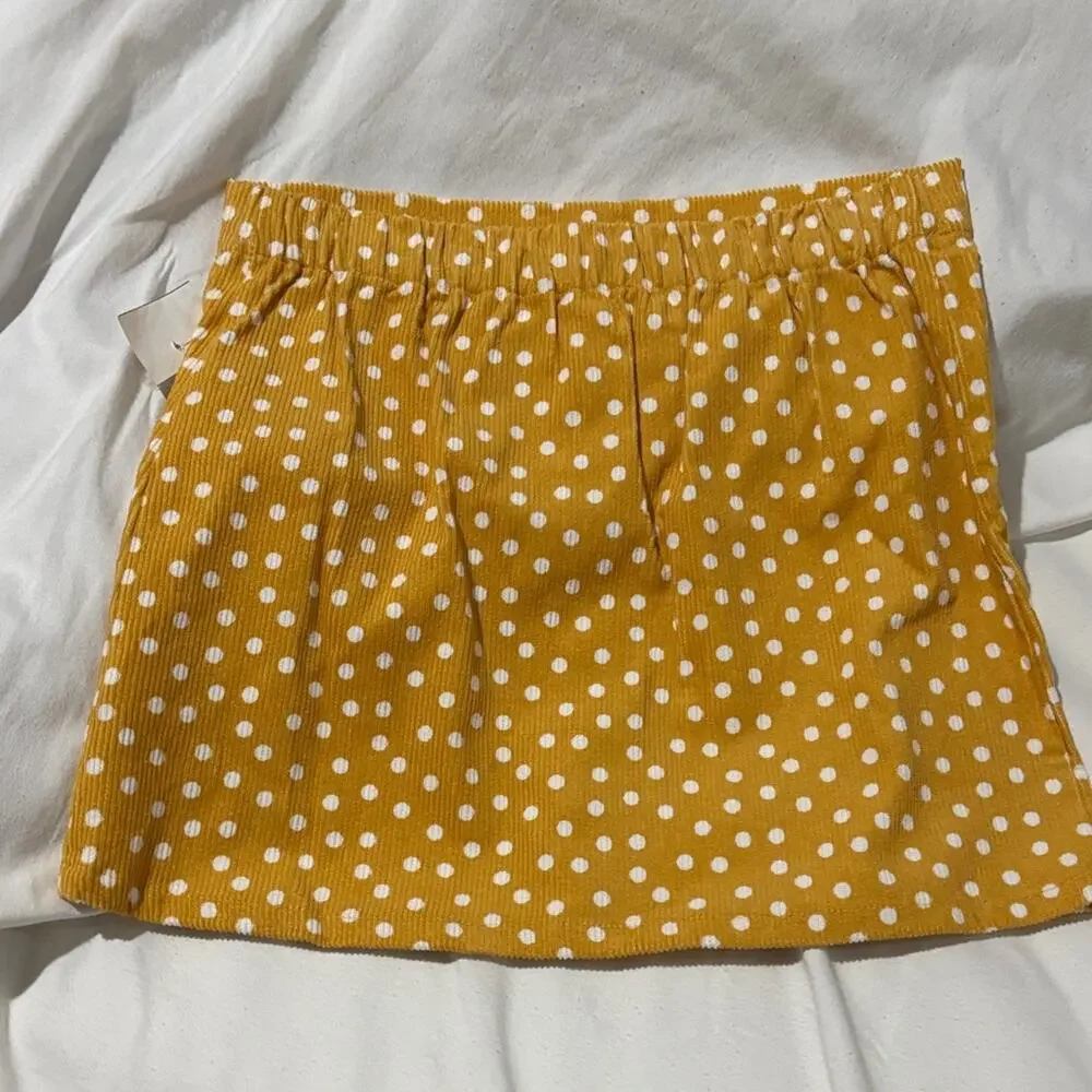 Mustard Yellow Polka Dot Skirt 7/8 gold tone buttons nwt 💯 cotton